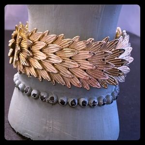 Gold bracelet